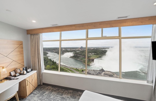 The Tower Hotel Fallsview