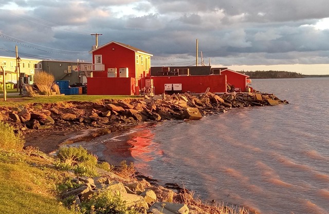 The Town Farmhouse, in Historic Downtown Summerside, PEI!
