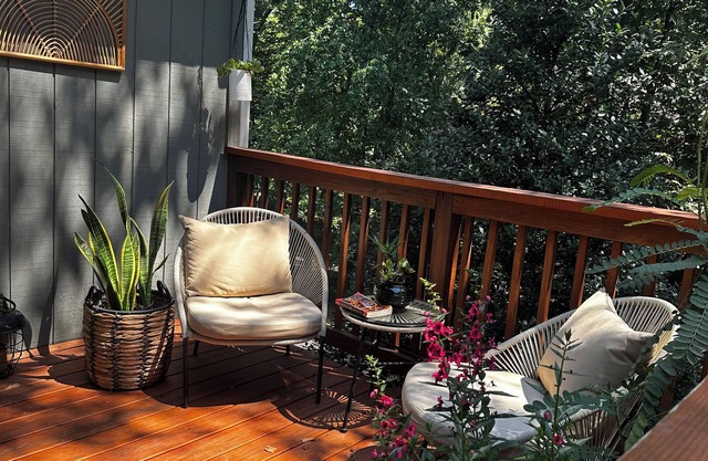 The Treehouse Retreat: Come Enjoy Contemporary Charm Amidst Woodland Serenity