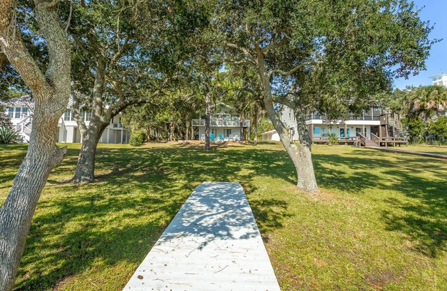 The Tricycle House 2BR/2BA