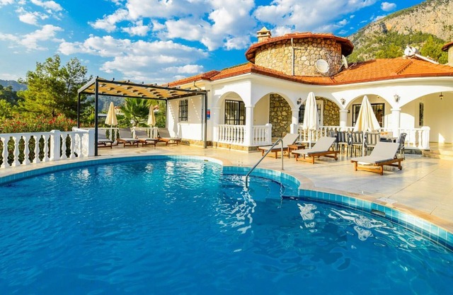 The Ultimate Villa with Stunning Views, Dalaman Villa 1054