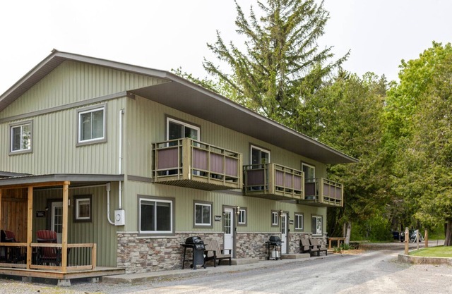 The Viewpoint Cottage