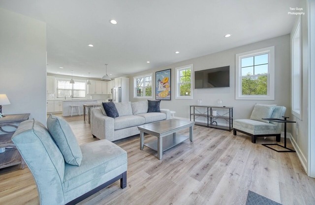 The views & location of this brand-new, luxury condo just can’t be beat! With a
