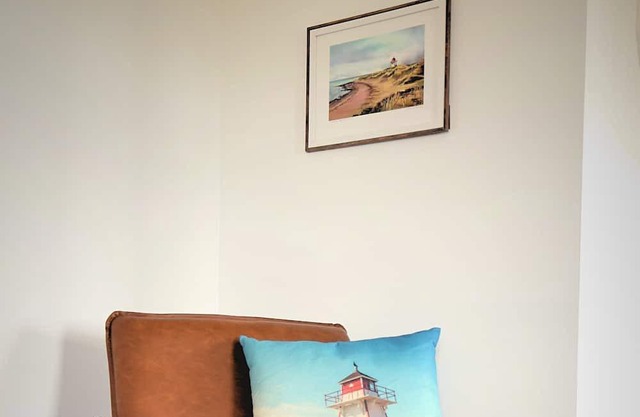 The views, the setting, the coziness and room for everyone ...