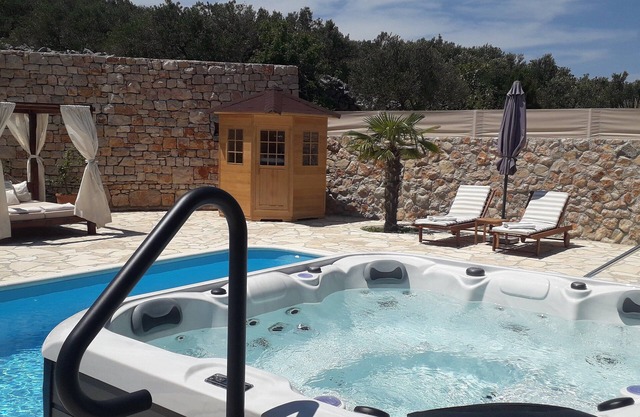 Die Villa Roza Murter - 4 Schlafzimmer, 3 Badezimmer