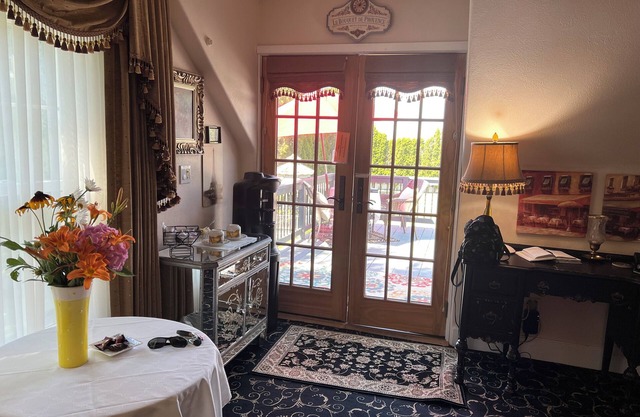 The Villa Vista