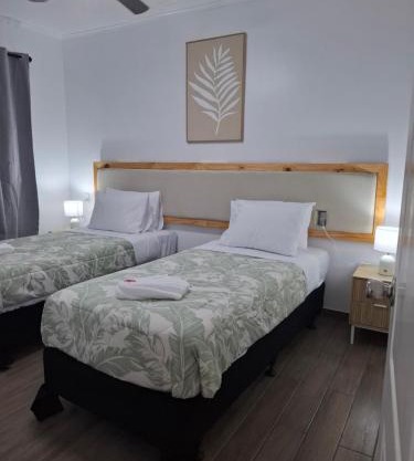 The Village Getaway- 2 Bedroom with luxury comfort and convenience