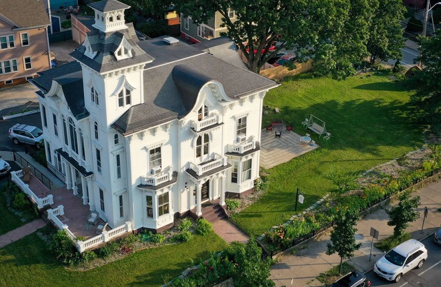 The Wedding Cake House