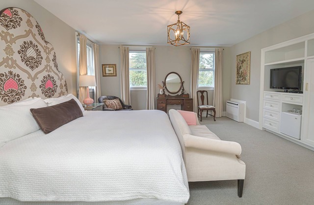 The West Lane Inn - King Room