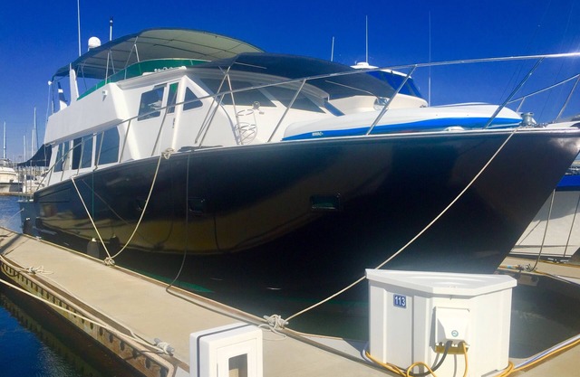 Die West Star Yacht Staycation auf dem Wasser