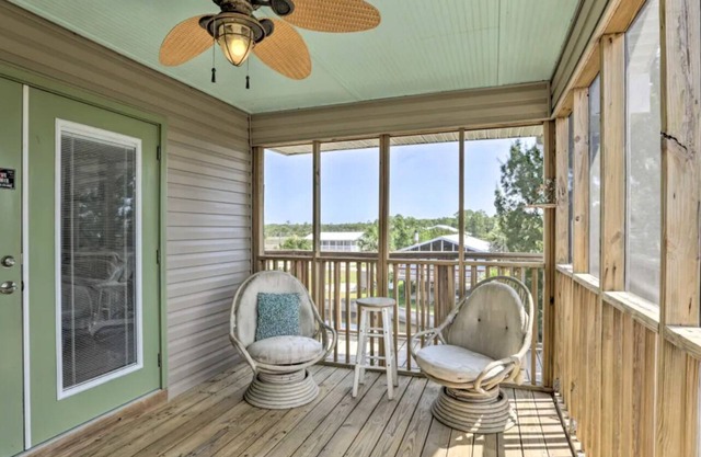 The Wheelhouse - Dekle Beach