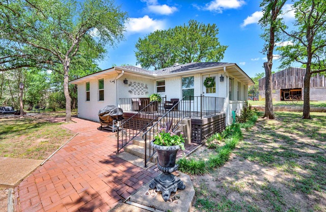 The Wildflower- Peaceful Retreat/7 Miles to Magnolia/Downtown Waco