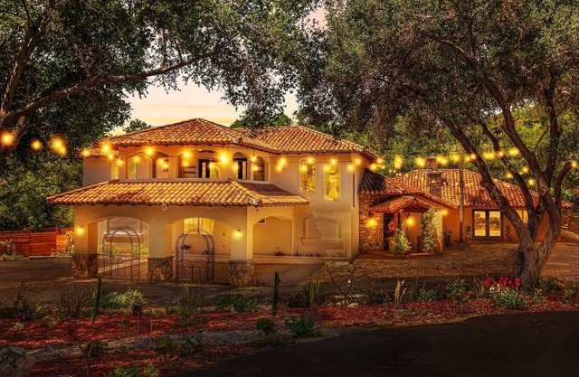 The Wine Away-Large Home w/Jacuzzi