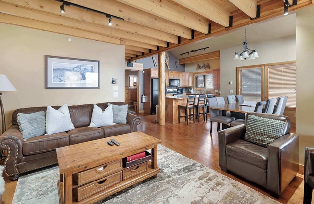 The Wolf's Den at Big White | Private Hot Tub