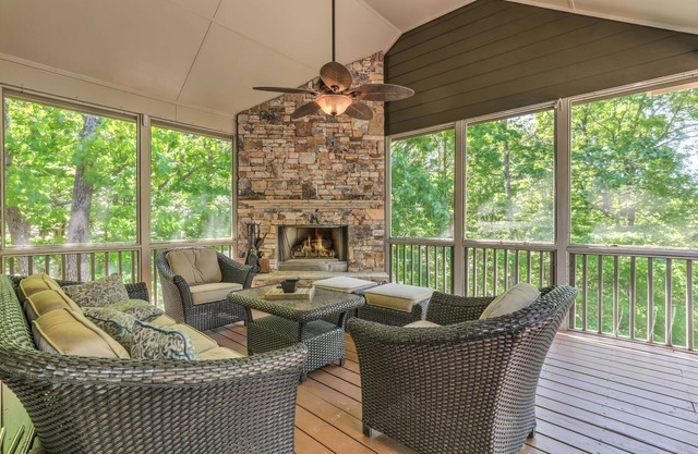 The Wolf's Den - Ultimate relaxation surrounded by nature