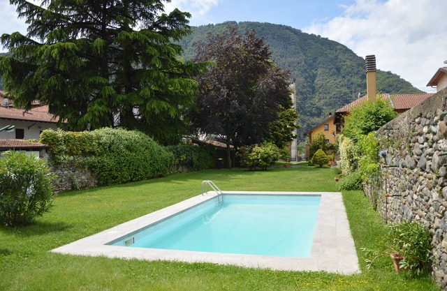 Wunderschöne ferienwohnung mit Schwimmbad am See am Lago Maggiore