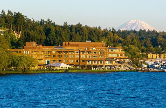 Woodmark Hotel and Still Spa