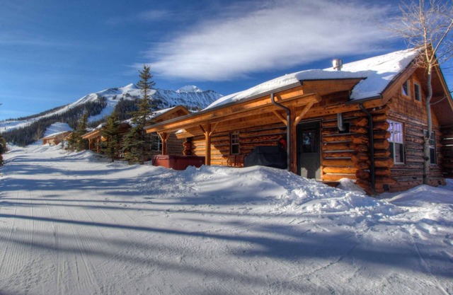 Die Wrangler-Cowboy Heaven Cabin / Ski-in / out von Tür / Moonlight Basin / Whirlpool