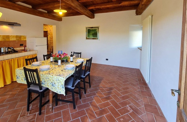 The Yellow Apartment - I GALLI Agriturismo
