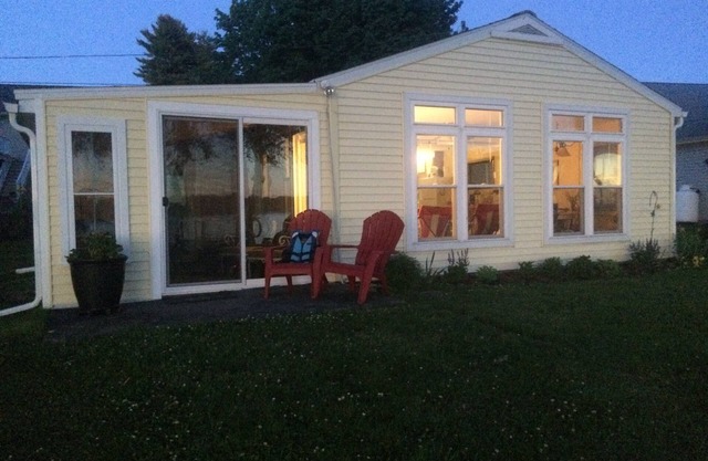 Das "Yellow Cottage" am Wasser Little Sodus / Fair Haven Bay
