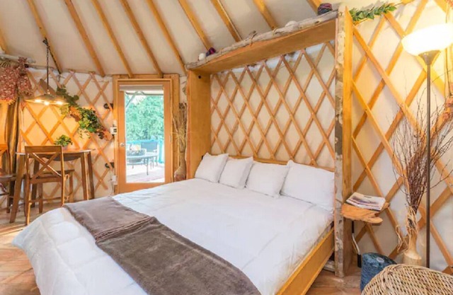 The Yurt at Danville, romantic glamping in rural Central FL