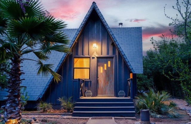 The Zen Den :: Hidden Gem