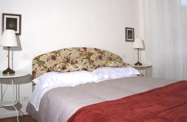 Theia Apartment