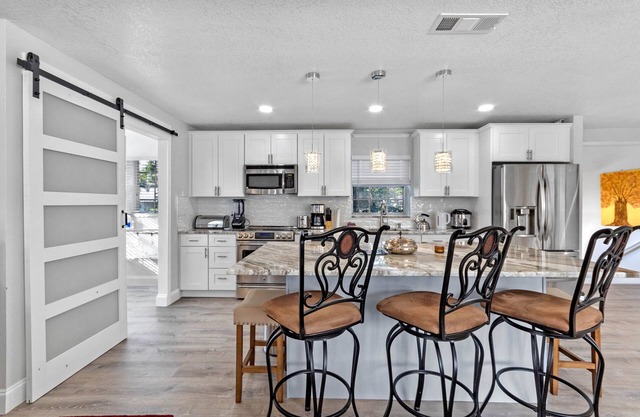 Theme Park Retreat, 4BR near Universal Studios
