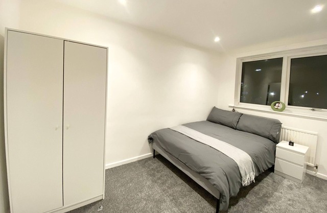 ThePropertyFocus - Stylish Comfy Stay