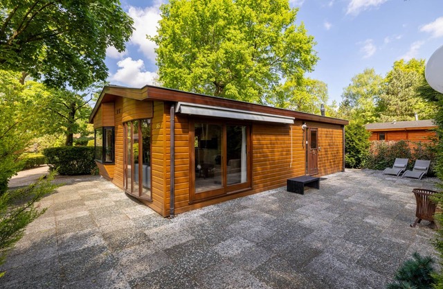 Luxuriöse und große "Veluwe Lodge" (75 m²) für 2-4 Personen mit Geschirrspüler und Terrasse