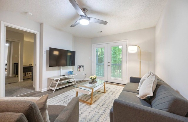 This apartment is a 2 bedroom(s), 2 bathrooms, located in Carrboro, NC.