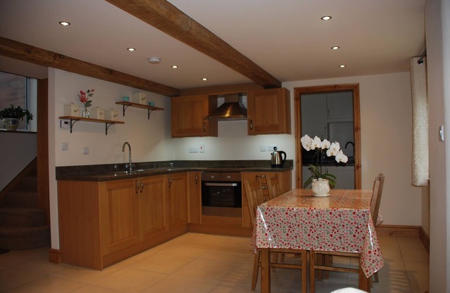 2 bedroom accommodation in North Rode