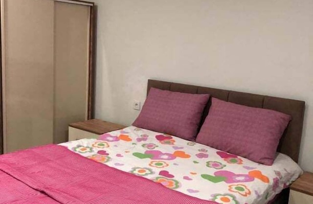 This beautiful apartment is ideal for retirees and families both with and withou