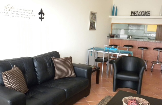 Dieses wunderschön eingerichtete Apartment in Lagos bietet eine wundervolle Aussicht auf das Meer