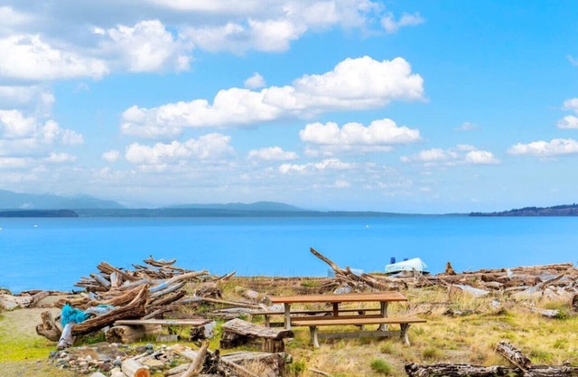 This charming waterfront home is the perfect destination for a family vacation your loved ones will treasure forever.