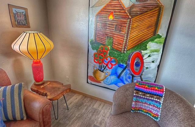 This house is a 2 bedroom(s), 2 bathrooms, located in Cottonwood, AZ.