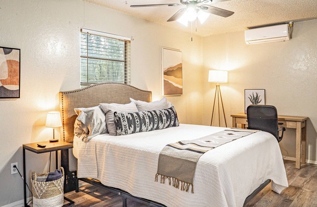 This house is a 2 bedroom(s), 1 bathrooms, located in Abilene, TX.