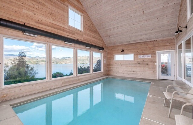 This house is a 4 bedroom(s), 3 bathrooms, located in Chelan, WA.