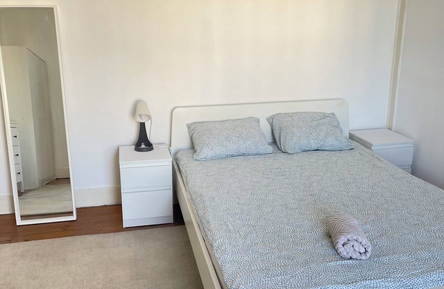 This location is perfect for those looking for a comfortable place.