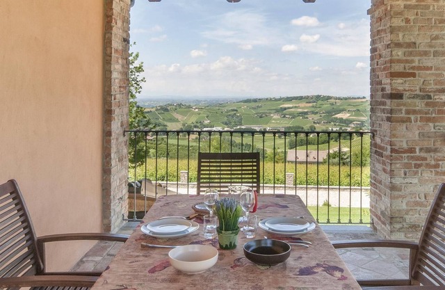 2 Zimmer Unterkunft in Castagnole delle Lanze