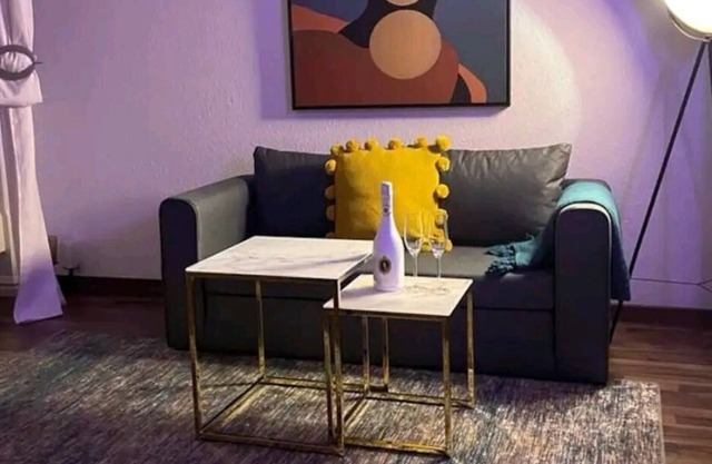 Dieses liebevolle, eingerichtete Apartment befindet sich im Zentrum von Ebingen.