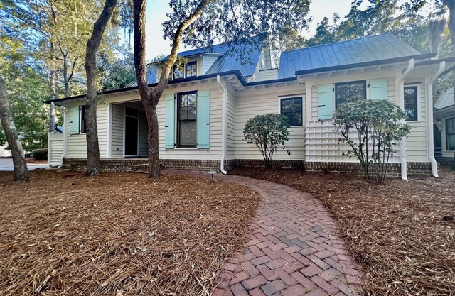 INCREDIBLE RATE IN JULY AND AUGUST! Wilson Village Home with Golf Cart and