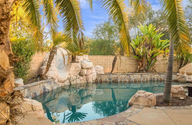 This spacious, newly renovated modern home is all about indoor/outdoor living !