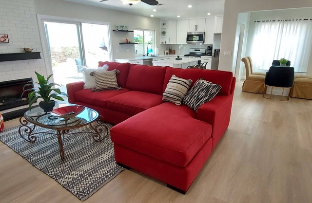 Thousand Oaks Temp Housing For Insurance/Work/Travel/Remodel!