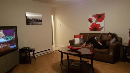 Three-Bedroom Apartment Sweet #6 by Amazing Property Rentals