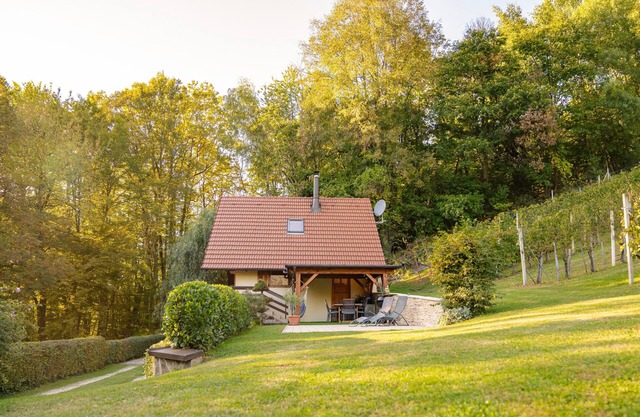 Three Bedroom Holiday Home Emaj with Sauna