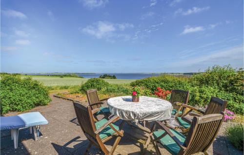 Three-Bedroom Holiday Home In Hurup Thy