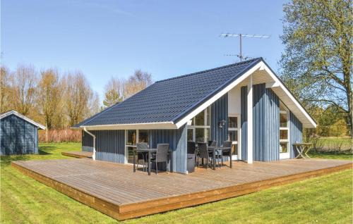 Three-Bedroom Holiday Home In Strandby