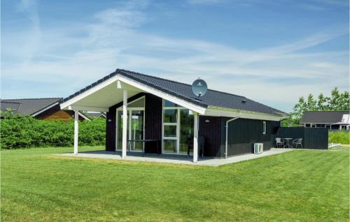 Three-Bedroom Holiday Home In Tarm