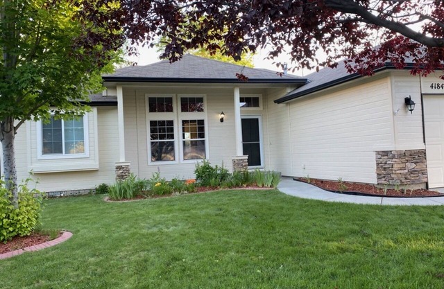 Three bedroom home in SE Boise near BSU, Micron, sports parks and hiking trails.